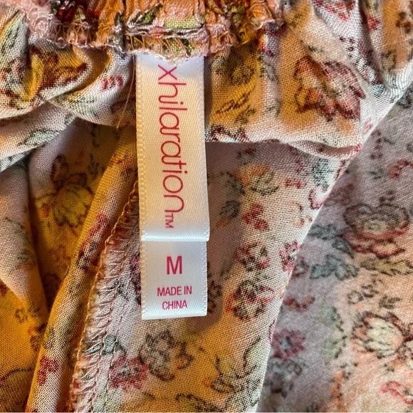 Xhilaration Floral Spaghetti Strap Pink Flutter Sundress - Size Medium - Picture 10 of 11